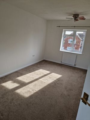 bedroom 1 - click for photo gallery